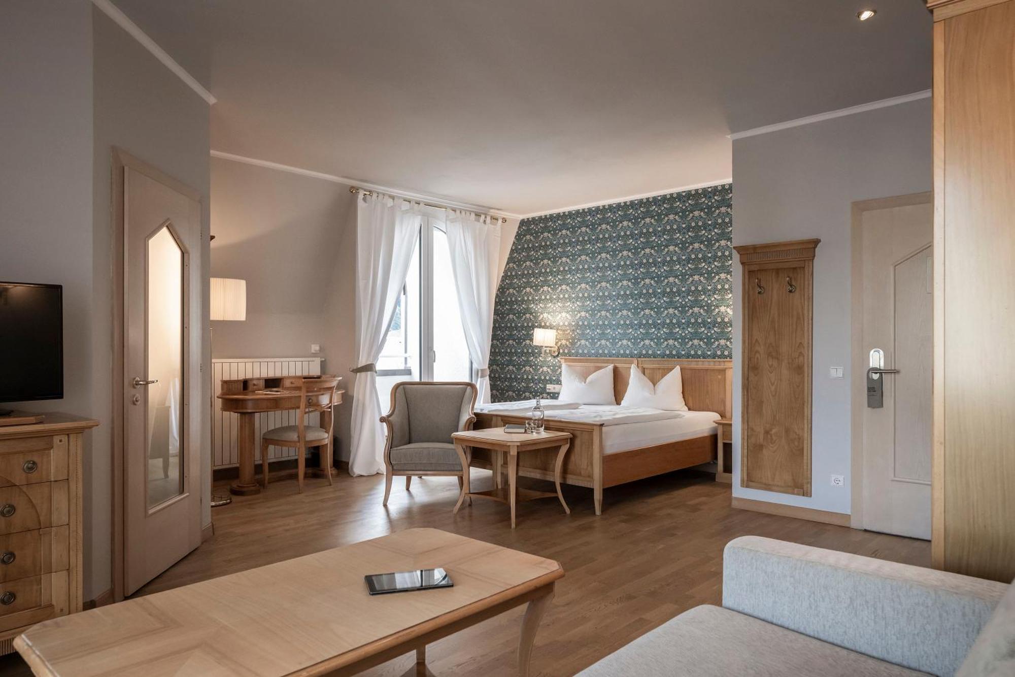 Post Hotel - Tradition & Lifestyle Adults Only San Candido Extérieur photo